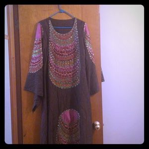 Traditional thoob fits sizes m thru large